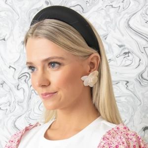 Lele Sadoughi Black Velvet Padded Headband NWOT